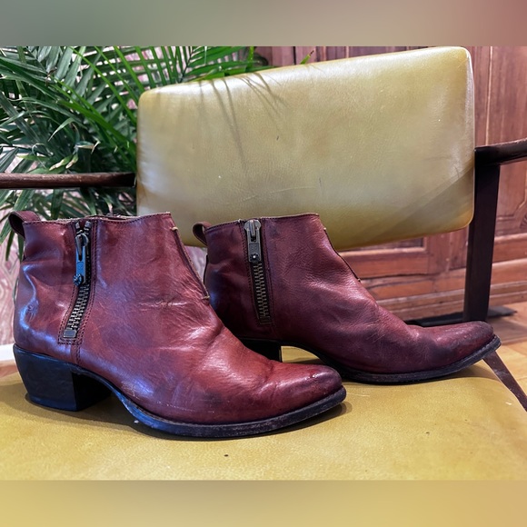 Frye Brown Leather Ankle Booties Women’s Size 10 - Picture 1 of 8